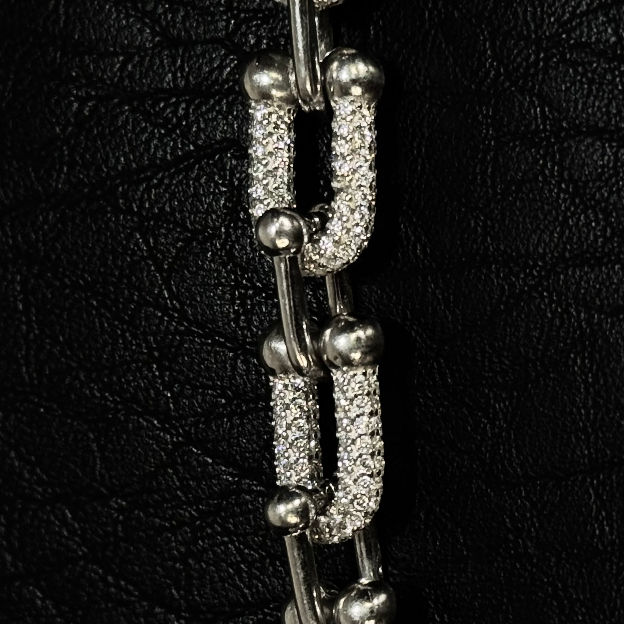 Pulsera Tiffany en U  Pavé — Plata .925