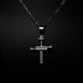 Dije Cruz de Clavos Pavé en Plata 925