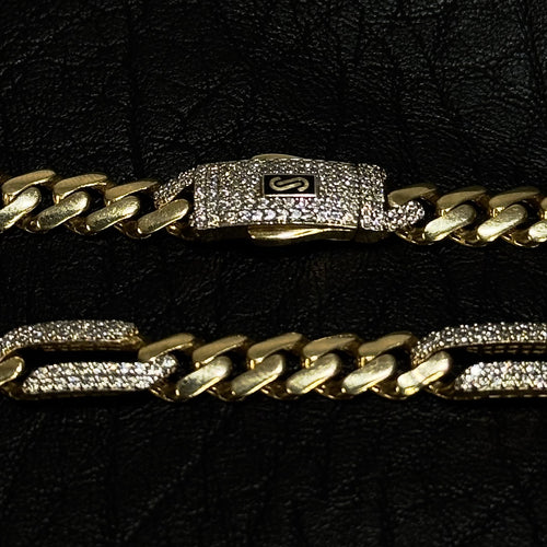 Brazalete Mónaco en Oro 10 Kilates y Pavé