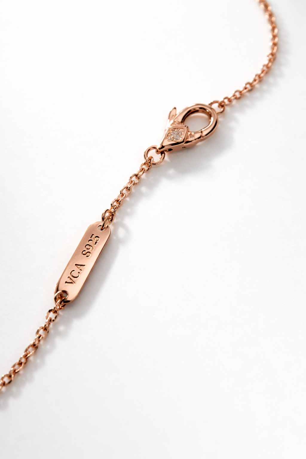 Collar Wild Poppy — Plata Esterlina 925 con Baño de Oro Rosa