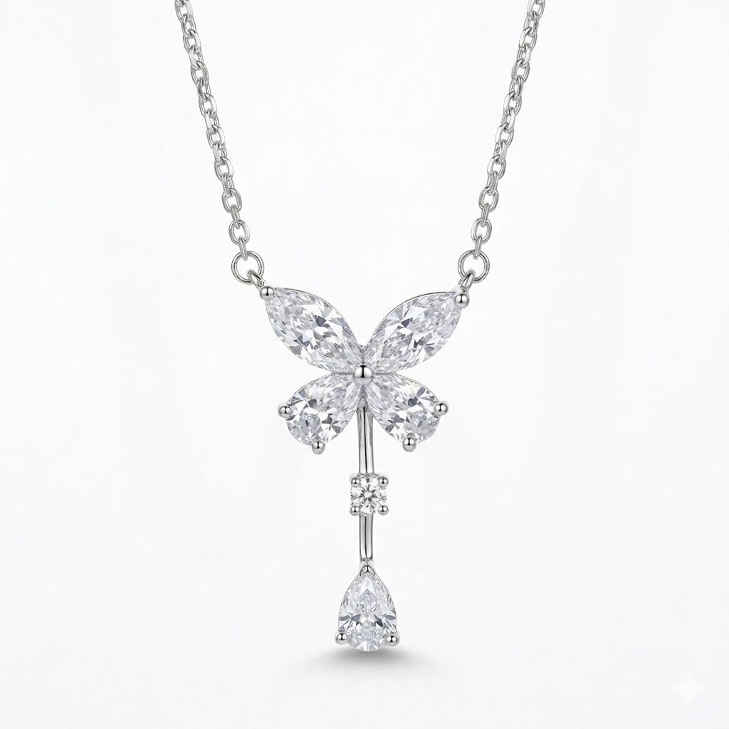 Collar Butterfly — Plata Esterlina 925 con Zirconia Marquesa y Drop Pear